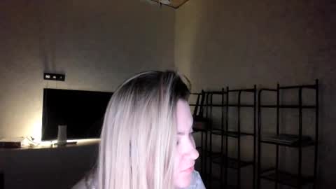 ambrosia__ online show from October 24, 2025, 4:25 pm