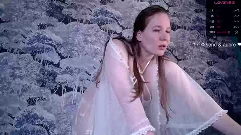  25 WEEK Princess  Linnea  online show from April 23, 2026, 12:29 pm