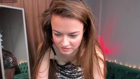 Snapshot of ameli_lorans chatting on February 14, 2025, 6:23 am Ameli Lorans online show from February 14, 2025, 6:23 am