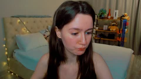 Eileen online show from December 20, 2024, 5:51 pm