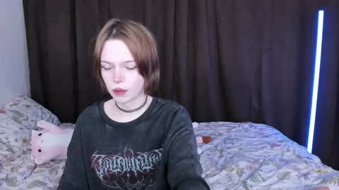 Amelia online show from March 7, 2025, 3:28 pm
