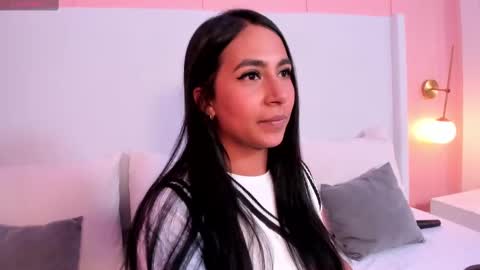 Amelia online show from September 8, 2025, 4:39 pm