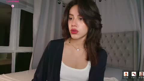 amelia_mee online show from June 11, 2026, 12:32 am