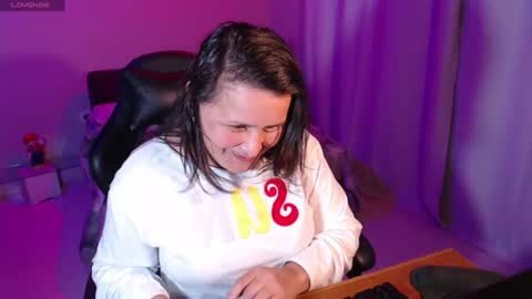 Snapshot of amelia_noir chatting on July 3, 2026, 1:34 am Amelia Noir online show from July 3, 2026, 1:34 am