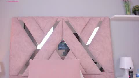  Amelia  online show from February 14, 2026, 7:49 am