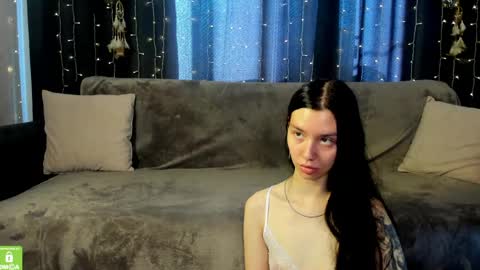 Anna online show from June 10, 2026, 1:17 am
