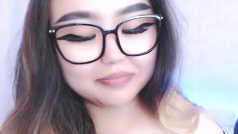 Snapshot of amelia_sunlight chatting on August 1, 2026, 6:40 pm Amelia online show from August 1, 2026, 6:40 pm