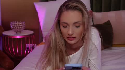 Snapshot of ameliaangell chatting on February 21, 2025, 10:39 am Amelia online show from February 21, 2025, 10:39 am