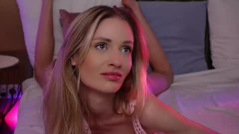 Snapshot of ameliaangell chatting on February 25, 2025, 10:50 pm Amelia online show from February 25, 2025, 10:50 pm