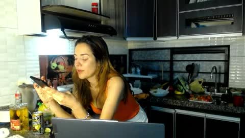 Snapshot of ameliacastro chatting on April 12, 2026, 11:43 pm Amalia Castro online show from April 12, 2026, 11:43 pm