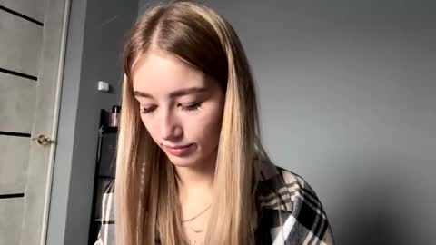 Catherine online show from October 13, 2025, 6:13 am