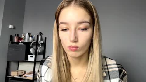 Catherine online show from October 15, 2025, 6:02 am