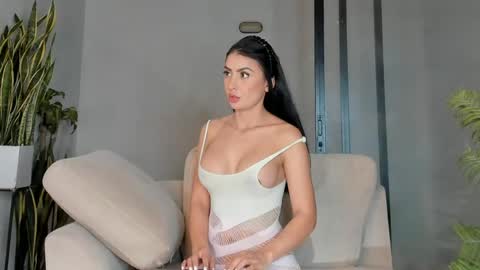 Ameliajones online show from April 25, 2026, 2:14 am