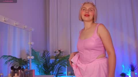  Amelia  online show from October 16, 2025, 4:57 am