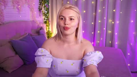  Amelia  online show from May 14, 2026, 4:08 am