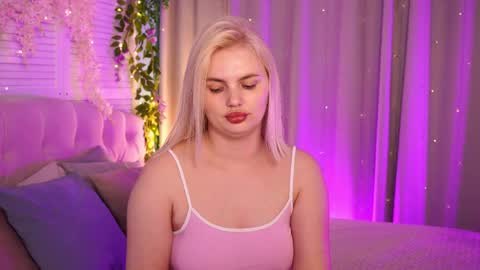  Amelia  online show from May 15, 2026, 4:41 am