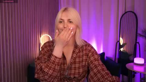 Snapshot of ameliawells chatting on May 26, 2026, 4:08 am Amelia online show from May 26, 2026, 4:08 am