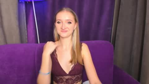 ameliawise online show from December 15, 2024, 11:45 am