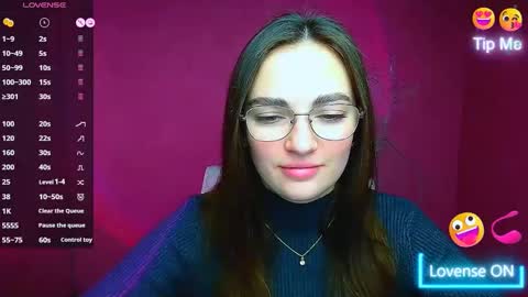 Amelie online show from December 10, 2024, 6:33 am