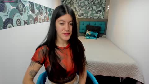 A M E L I E online show from January 24, 2025, 6:04 pm