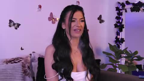 Snapshot of ameliereeaa chatting on July 5, 2026, 1:51 pm AmelieReeaa online show from July 5, 2026, 1:51 pm