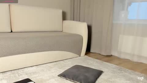 Amelina Love online show from November 20, 2025, 1:50 am