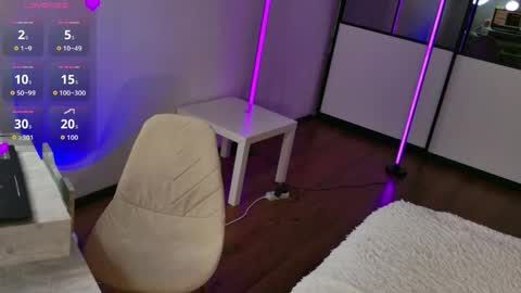 amelinamersi online show from May 7, 2026, 4:12 pm