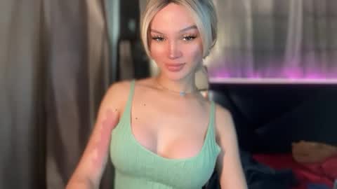 amelinckx online show from September 12, 2025, 11:26 pm