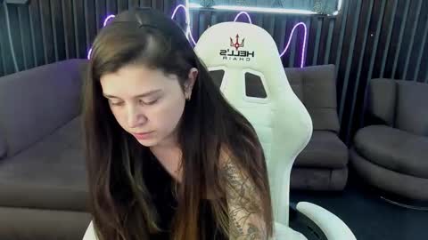 Snapshot of amellymillyy chatting on September 15, 2025, 12:38 pm amellymillyy online show from September 15, 2025, 12:38 pm