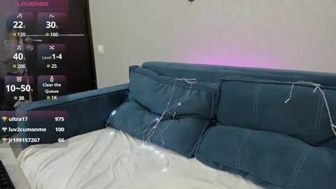 Snapshot of amely_lil chatting on December 25, 2024, 7:24 am Amely online show from December 25, 2024, 7:24 am