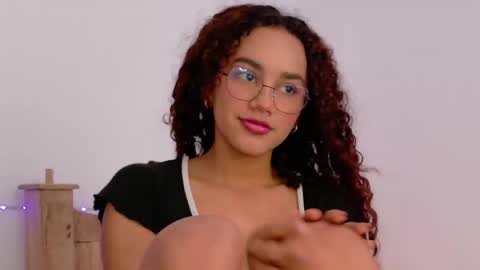 Snapshot of amely_sweetheat chatting on May 1, 2026, 6:34 pm Amely online show from May 1, 2026, 6:34 pm