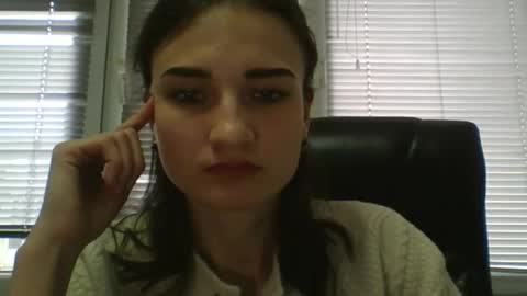 Julia  online show from February 13, 2025, 12:54 pm