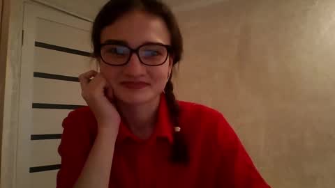 Julia  online show from March 3, 2025, 12:16 pm