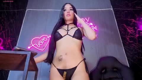 Snapshot of amgeline chatting on June 1, 2026, 12:01 am amgeline online show from June 1, 2026, 12:01 am
