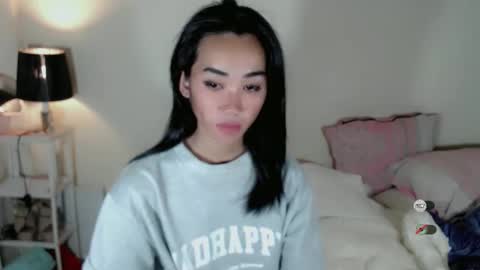 Snapshot of ami_lewis chatting on September 29, 2025, 3:11 am JOANNA online show from September 29, 2025, 3:11 am