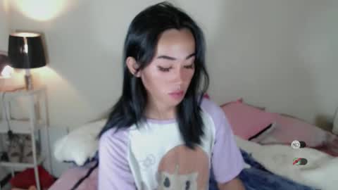 Snapshot of ami_lewis chatting on October 2, 2025, 3:35 am JOANNA online show from October 2, 2025, 3:35 am