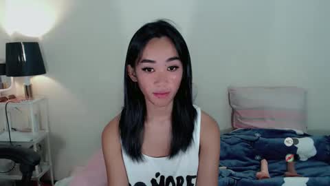 Snapshot of ami_lewis chatting on October 23, 2025, 3:11 pm JOANNA online show from October 23, 2025, 3:11 pm