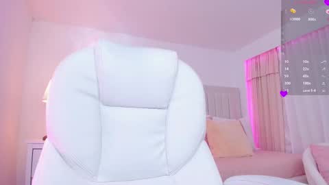 Snapshot of ami_sweet_18 chatting on September 17, 2025, 12:34 am Ami  online show from September 17, 2025, 12:34 am