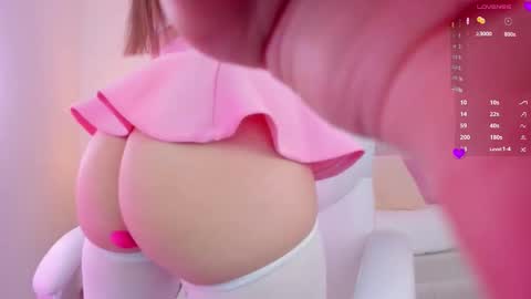 Snapshot of ami_sweet_18 chatting on October 8, 2025, 12:08 am Ami  online show from October 8, 2025, 12:08 am