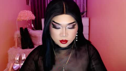 Queen Mireska online show from September 22, 2025, 12:40 pm