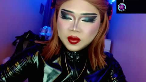 Queen Mireska online show from June 19, 2026, 3:05 pm