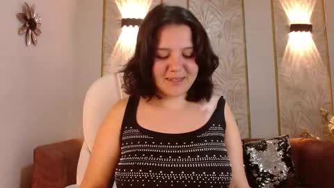 Snapshot of amie_gh chatting on October 16, 2025, 11:33 am Amie online show from October 16, 2025, 11:33 am