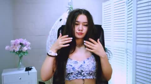 AmiMeow  online show from April 21, 2026, 9:59 am