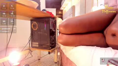 Amina online show from October 8, 2025, 9:51 am