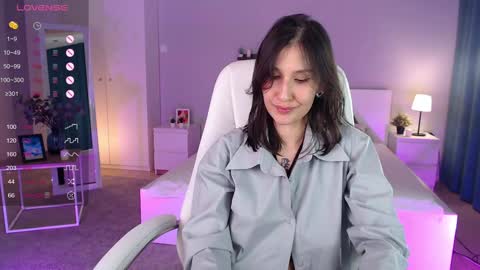 Camilla online show from January 24, 2025, 9:39 am