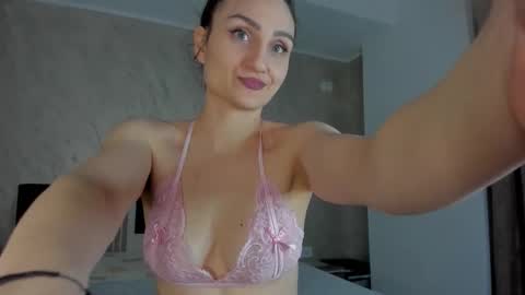 AmiraAnne online show from February 27, 2026, 6:41 pm