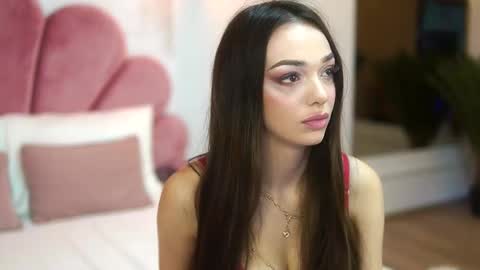 Amiraveyl online show from October 5, 2025, 8:07 pm