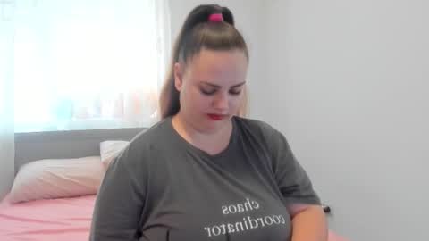 Amira Vyxen online show from July 8, 2026, 8:41 am
