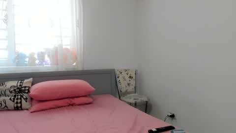 Amira Vyxen online show from July 23, 2026, 9:07 am