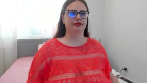 Amira Vyxen online show from August 6, 2026, 6:59 am